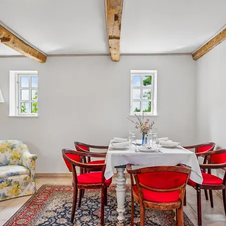 Historic Retreat At Mollerup Estate Charm, Tranquility And Authentic Character * Rønde