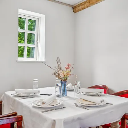 Historic Retreat At Mollerup Estate Charm, Tranquility And Authentic Character Rønde